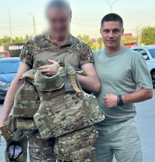 Штурмовой бронежилет для нашего земляка в зоне проведения специальной военной операции передала администрация Шуберского сельского поселения во вторник, 11 июня.. Штурмовой бронежилет для нашего земляка в зоне проведения специальной военной операции передала администрация Шуберского сельского поселения во вторник, 11 июня..